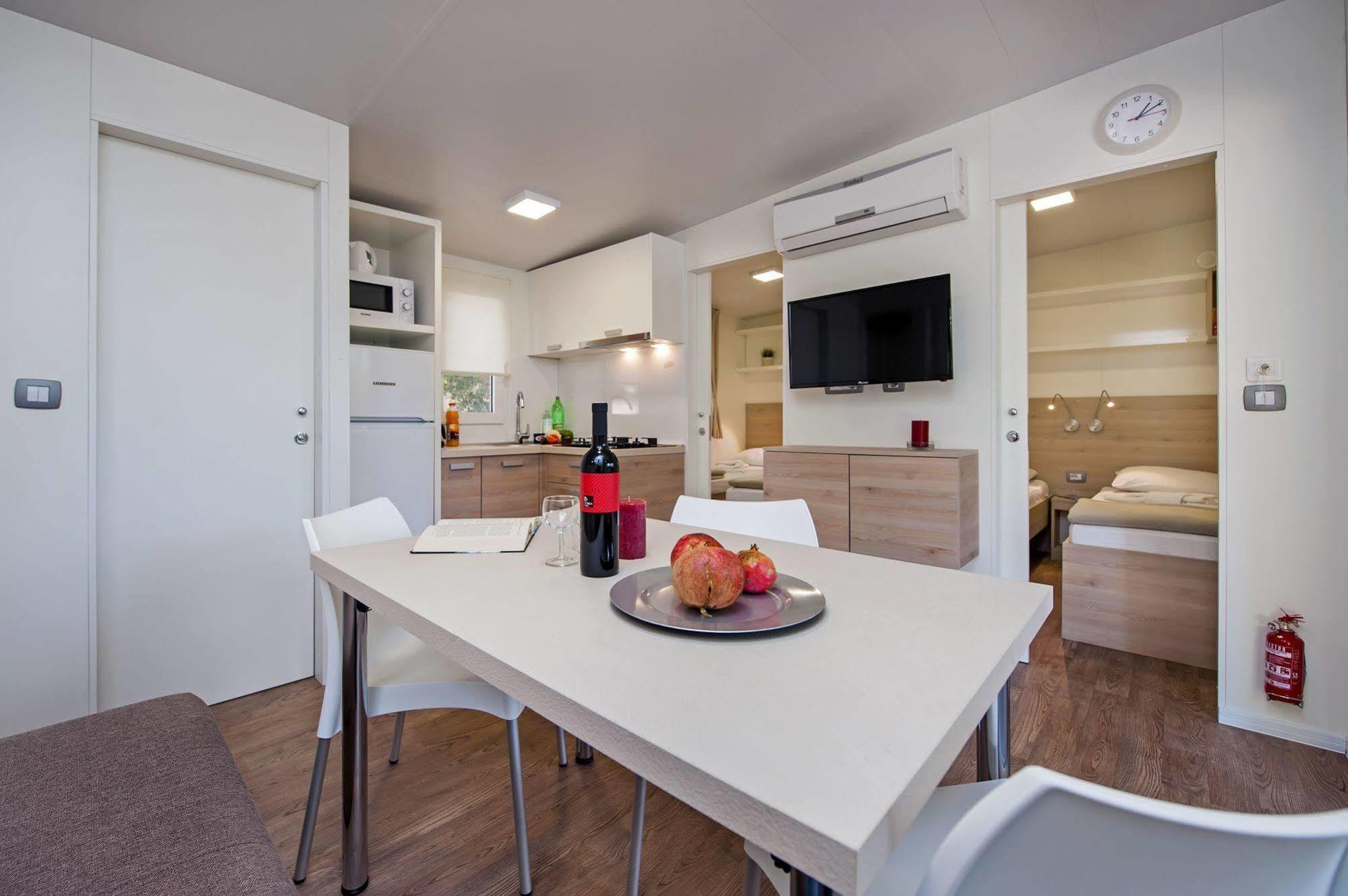 Mobile Homes Mediteran Campsite Selce Luaran gambar